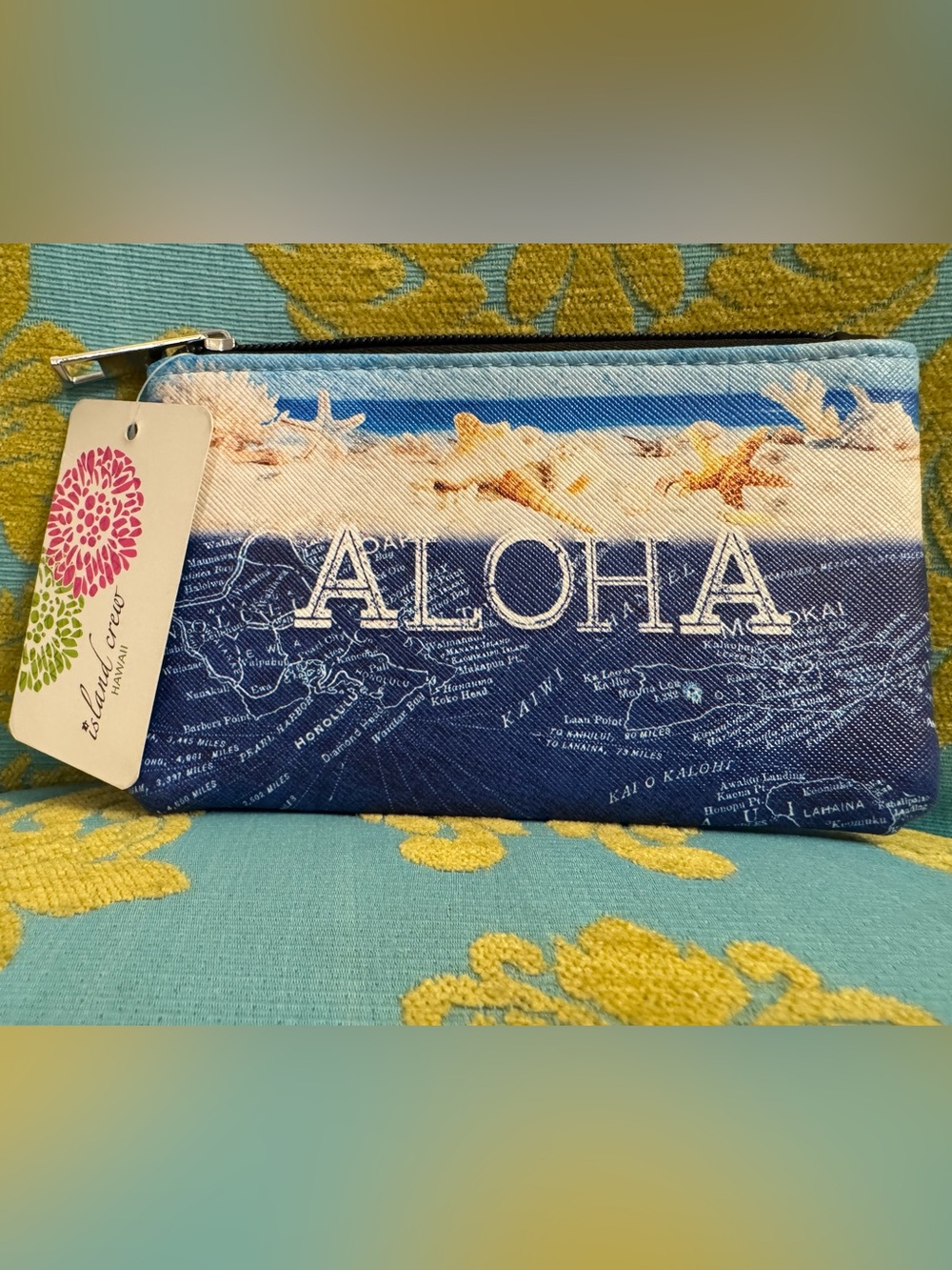 NWT Blue Nautical Aloha Zip Pouch with Shell Accent